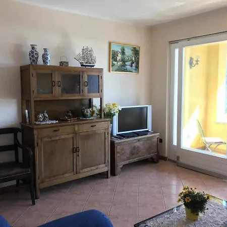 Apartment Casa Aneris Stunning View On Lake Como Gravedona